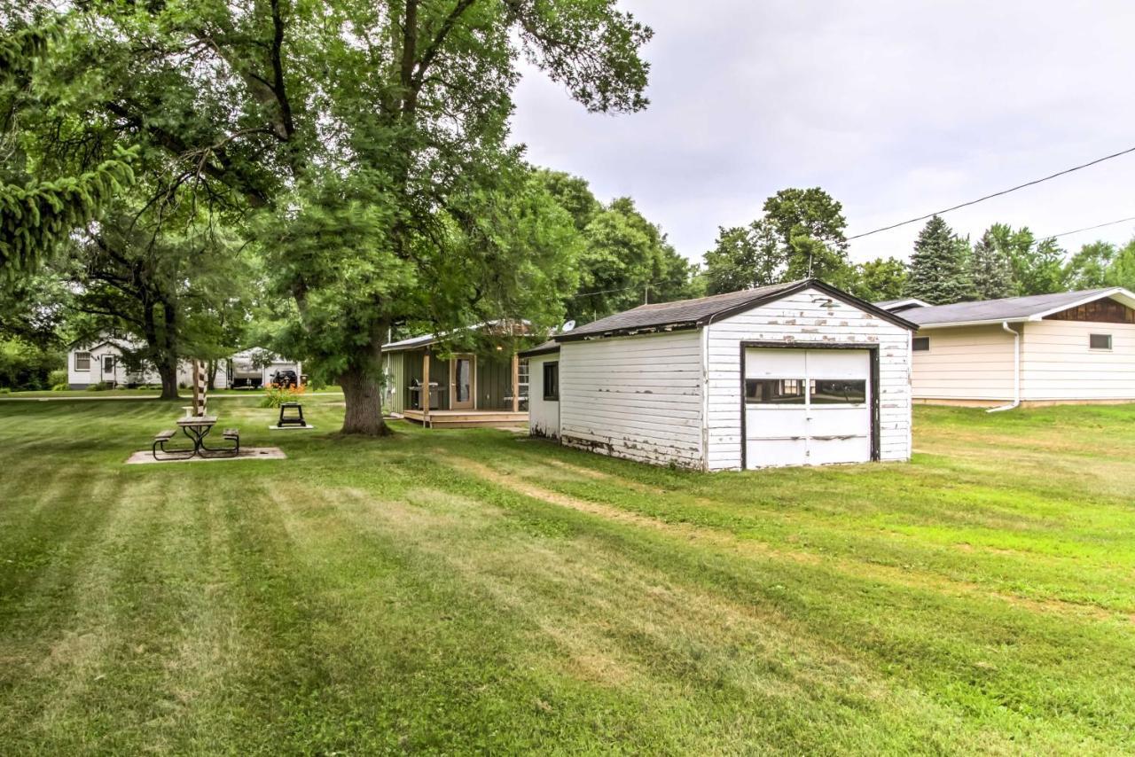 Lake Pepin Cottage With Patio - Walk To The Marina! Exterior photo